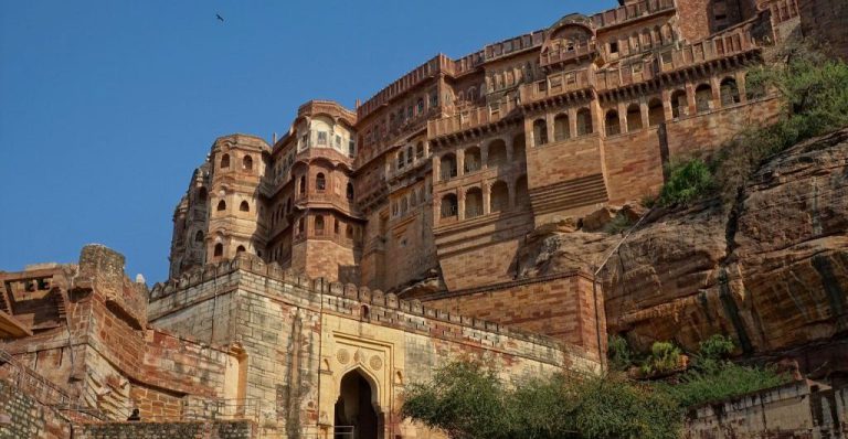 Jodhpur Tourism : Best Places To Visit in Jodhpur (The City Of Blues)